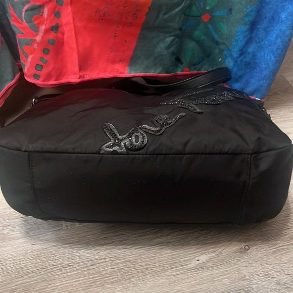 Pre loved authentic Salvatore Ferragamo - Picture 4 of 9